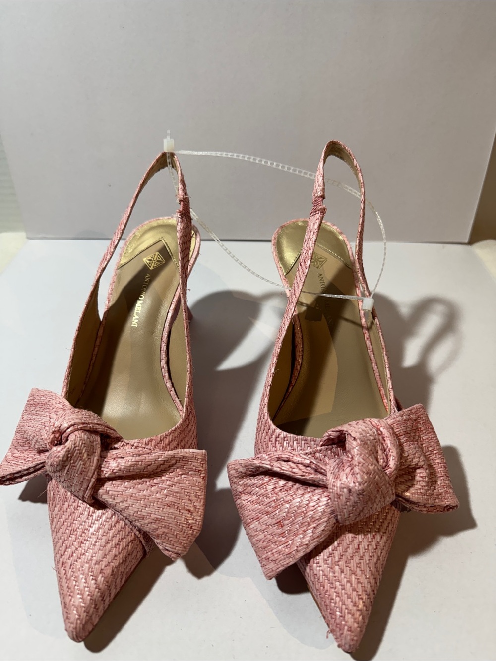 ANTONIO MELANI Pink Woven Knot Slingback Mules. Leather sole